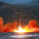 Momento del lanzamianto del Hwasong-12